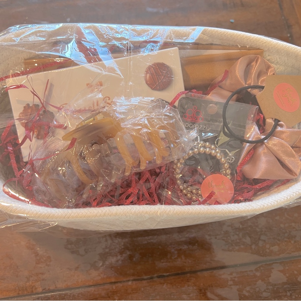 Gift basket